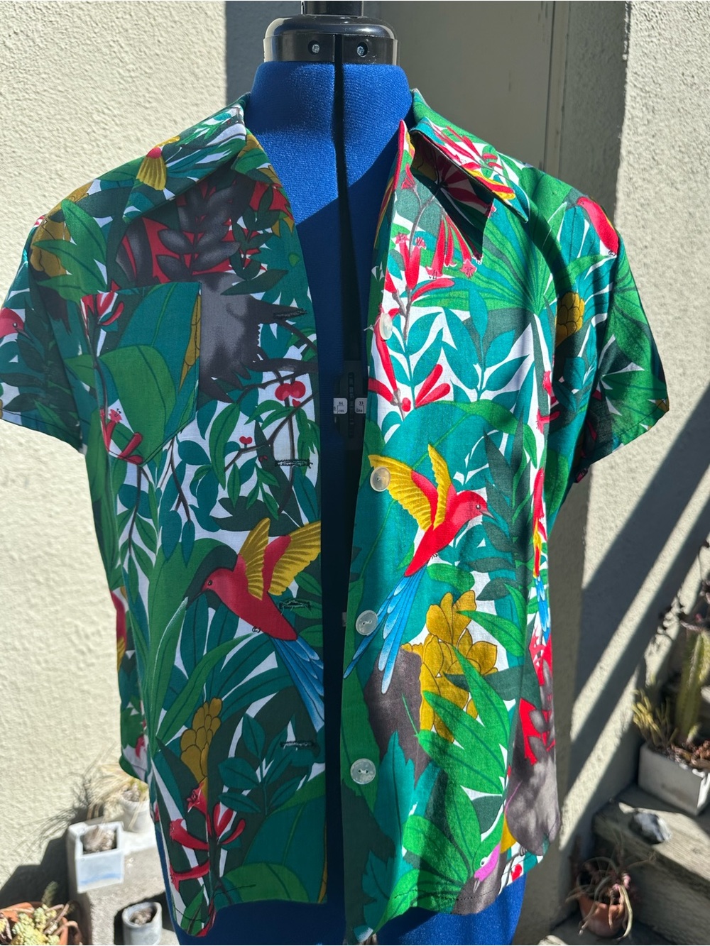 Vintage Green Tropical Bird Print Short-Sleeve Button-Down Shirt